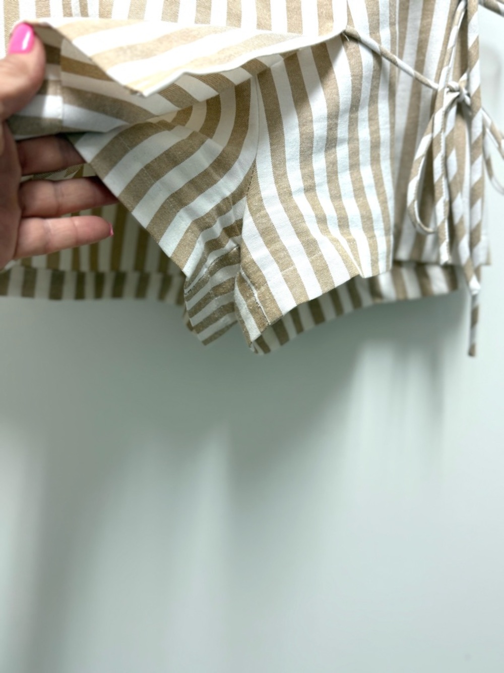 Like New! Striped Wrap Skort in White and Beige - Picture 6 of 10